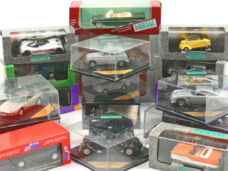 Lot 500 - VITESSE (23)
