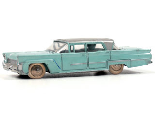 Lot 270 - DINKY TOYS (FRANCE) (1)