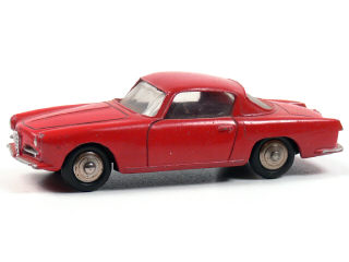Lot 213 - DINKY TOYS FRANCE (1)