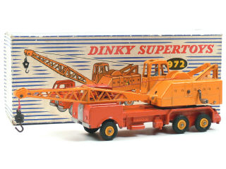 Lot 356 - DINKY TOYS FRANCE (1)