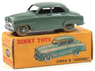 Lot 230 - DINKY TOYS (FRANCE) (1)