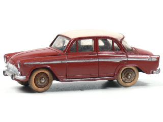 Lot 279 - DINKY TOYS FRANCE (1)