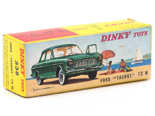 Lot 140 - DINKY TOYS FRANCE (1)