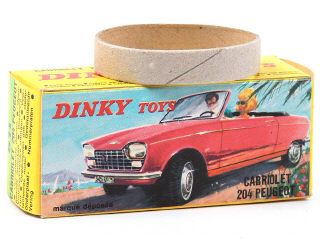 Lot 117 - DINKY TOYS FRANCE (1)