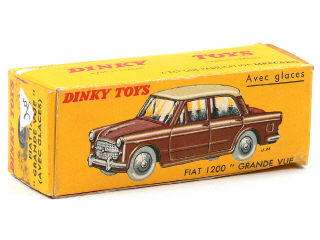Lot 137 - DINKY TOYS FRANCE (1)