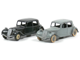 Lot 251 - DINKY TOYS (FRANCE) (2)
