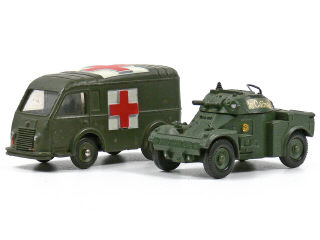 Lot 270 - DINKY TOYS (FRANCE) (2)