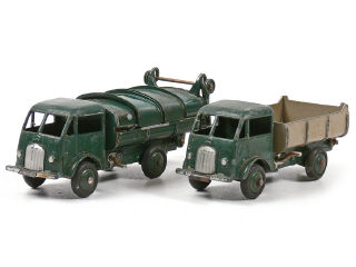 Lot 257 - DINKY TOYS (FRANCE) (2)