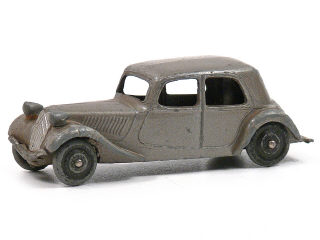 Lot 901 - DINKY TOYS (FRANCE) (1)