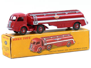Lot 1164 - DINKY TOYS FRANCE (1)