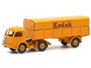 Lot 1159 - DINKY TOYS FRANCE (1)