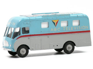 Lot 1457 - DINKY TOYS GB (1)
