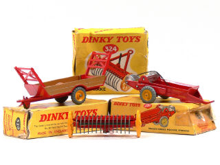 Lot 1503 - DINKY TOYS (GB) (3)