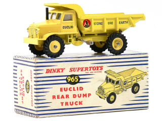 Lot 1452 - DINKY TOYS GB (1)