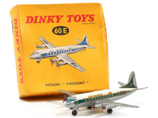 Lot 1259 - DINKY TOYS FRANCE (1)