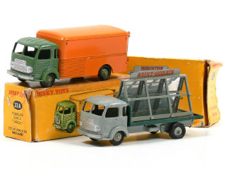 Lot 1334 - DINKY TOYS FRANCE (2)