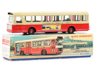 Lot 1242 - DINKY TOYS FRANCE (1)