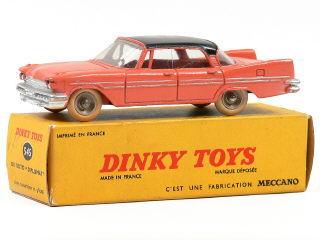 Lot 990 - DINKY TOYS FRANCE (1)