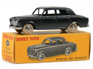 Lot 865 - DINKY TOYS FRANCE (1)