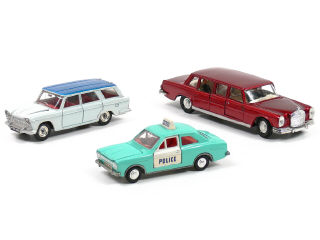 Lot 1500 - DINKY TOYS GB (3)