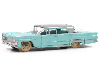 Lot 985 - DINKY TOYS FRANCE (1)