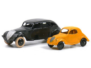 Lot 1288 - DINKY TOYS (FRANCE) (2)