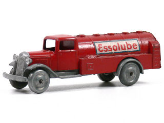 Lot 1086 - DINKY TOYS FRANCE (1)