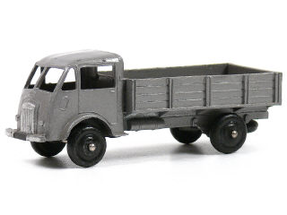 Lot 1097 - DINKY TOYS (FRANCE) (1)