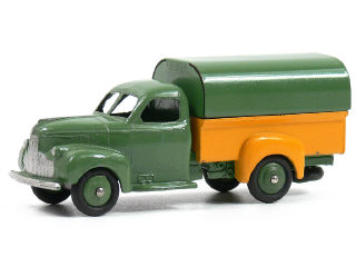 Lot 1125 - DINKY TOYS FRANCE (1)