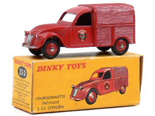 Lot 1155 - DINKY TOYS FRANCE (1)