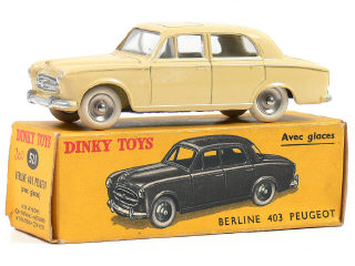 Lot 868 - DINKY TOYS FRANCE (1)