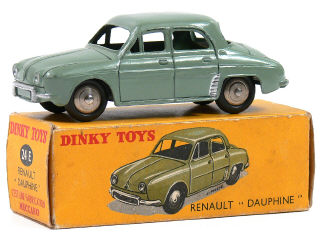 Lot 884 - DINKY TOYS (FRANCE) (1)