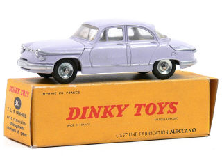 Lot 995 - DINKY TOYS FRANCE (1)