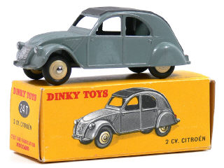 Lot 934 - DINKY TOYS (FRANCE) (1)