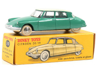 Lot 872 - DINKY TOYS FRANCE (1)