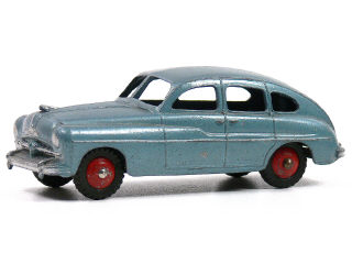 Lot 912 - DINKY TOYS FRANCE (1)