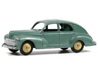 Lot 918 - DINKY TOYS FRANCE (1)