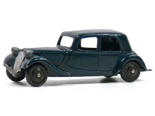 Lot 900 - DINKY TOYS FRANCE (1)