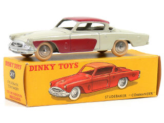 Lot 959 - DINKY TOYS FRANCE (1)