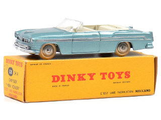 Lot 863 - DINKY TOYS FRANCE (1)