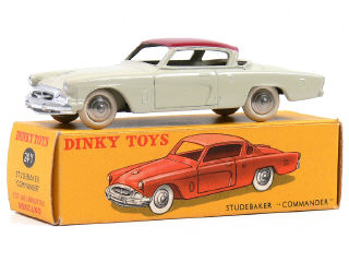 Lot 958 - DINKY TOYS FRANCE (1)