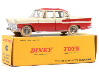 Lot 896 - DINKY TOYS FRANCE (1)
