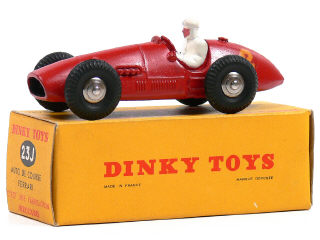 Lot 856 - DINKY TOYS FRANCE (1)