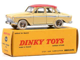 Lot 989 - DINKY TOYS FRANCE (1)