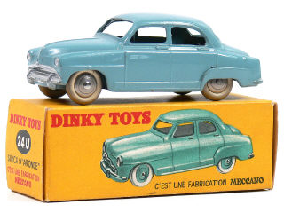Lot 941 - DINKY TOYS FRANCE (1)