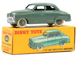 Lot 938 - DINKY TOYS FRANCE (1)