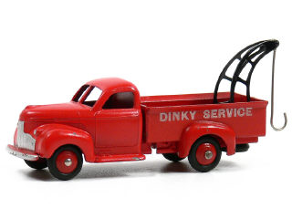Lot 1129 - DINKY TOYS FRANCE (1)