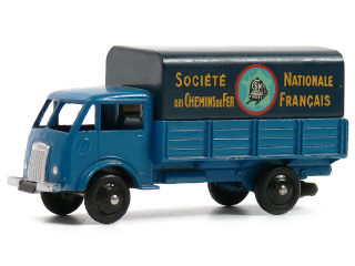 Lot 1100 - DINKY TOYS FRANCE (1)