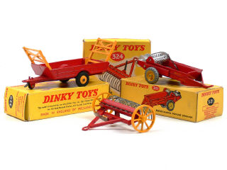 Lot 1502 - DINKY TOYS (GB) (3)