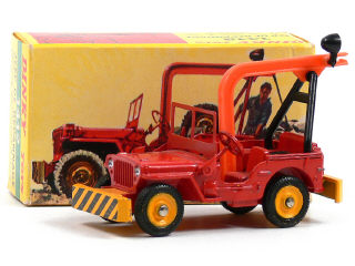 Lot 1249 - DINKY TOYS FRANCE (1)
